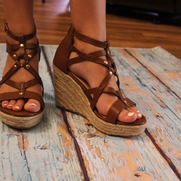 Dark Tan, Strappy, Refresh brand Wedges - Picture 2 of 4